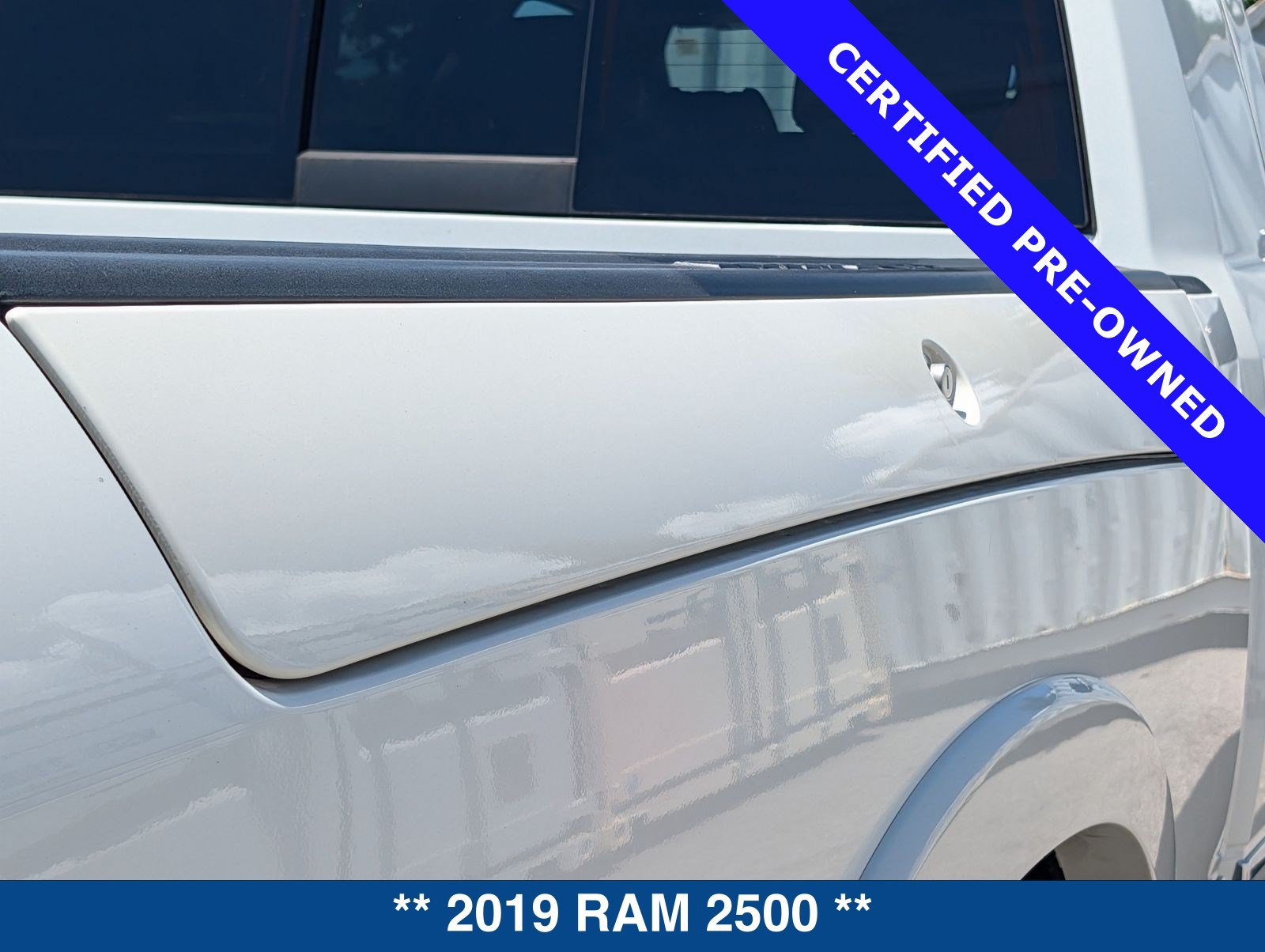 Used 2019 RAM 2500 Limited AWD/4WD image 17