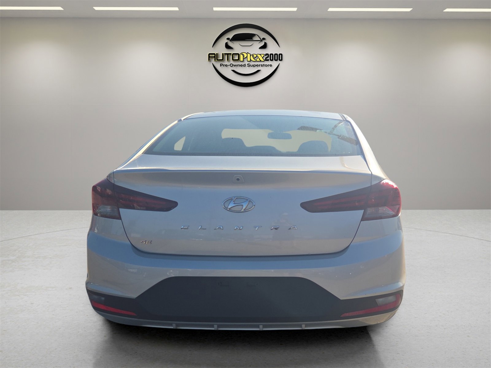 Used 2019 Hyundai Elantra SE image 6