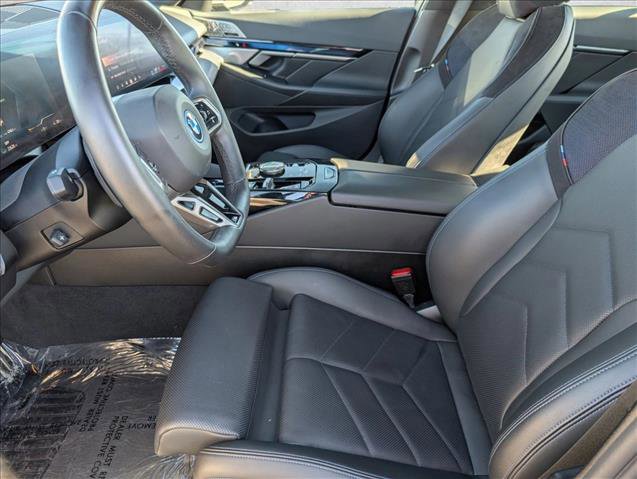 Certified 2025 BMW i5 xDrive40 w/ M Sport Package image 17