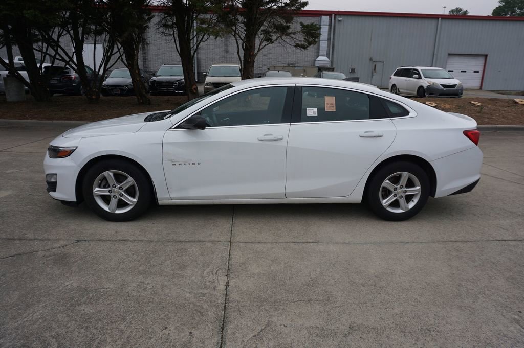 Used 2019 Chevrolet Malibu LS image 17