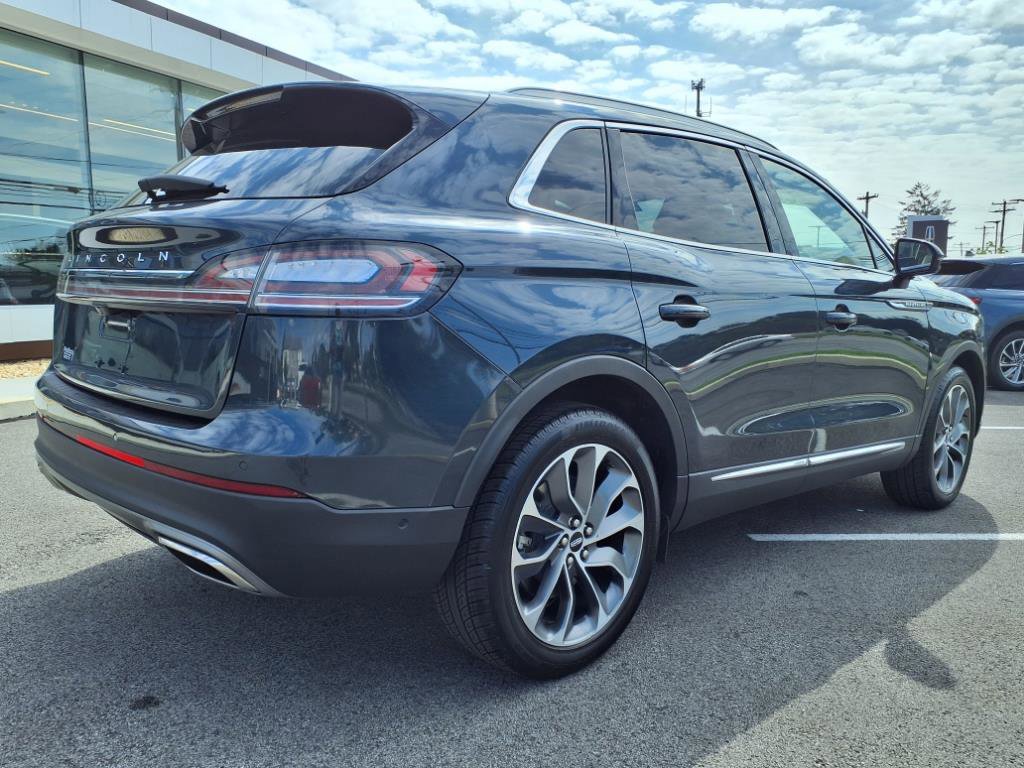 Certified 2022 Lincoln Nautilus Reserve w/ Equipment Group 201A image 7