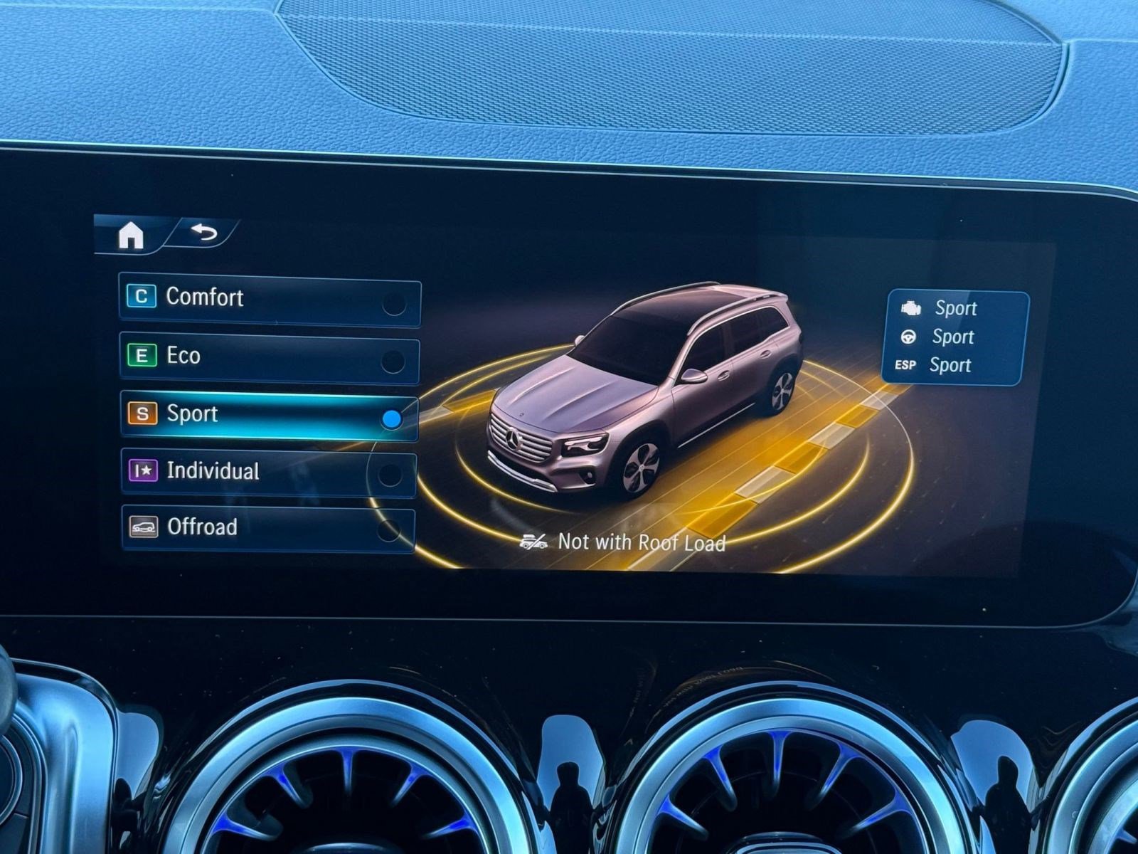 New 2026 Mercedes-Benz GLB 250 4MATIC image 29