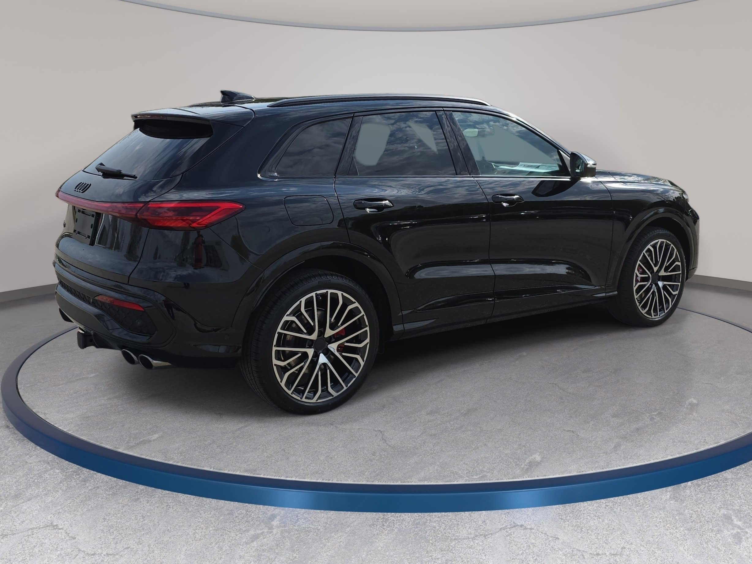New 2026 Audi SQ5 Premium Plus image 5