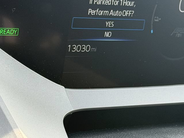 Used 2025 Toyota Prius Plug-In Hybrid FWD image 9