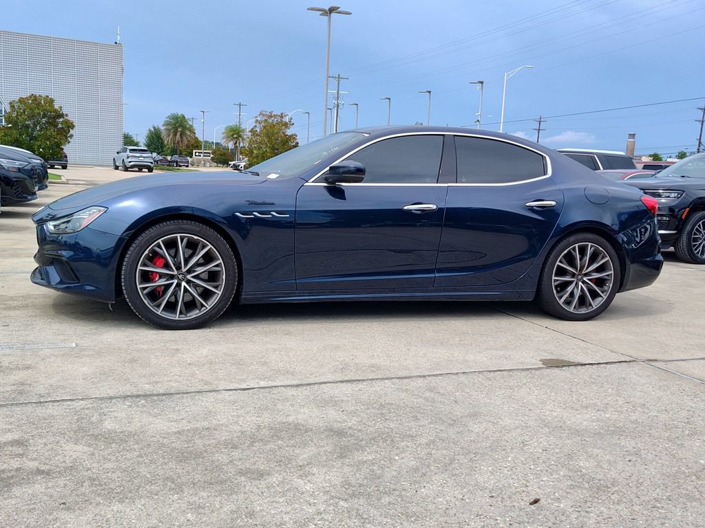 Used 2023 Maserati Ghibli Modena RWD image 3