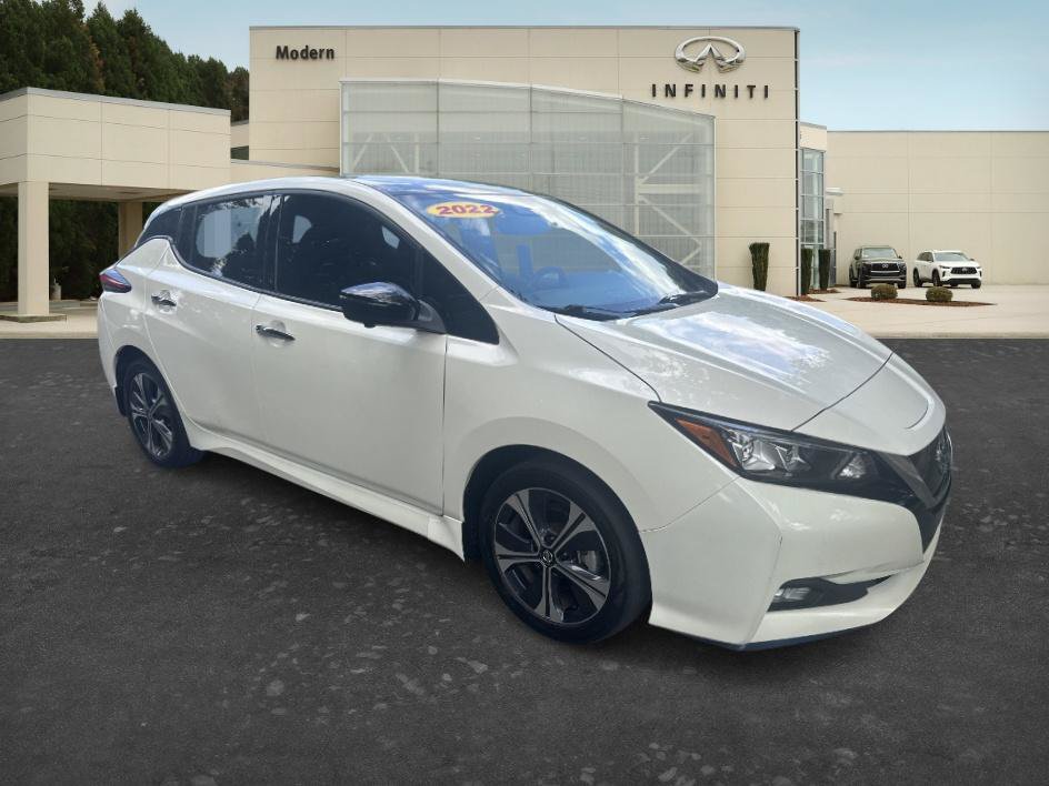 Used 2022 Nissan Leaf SL Plus FWD image 3