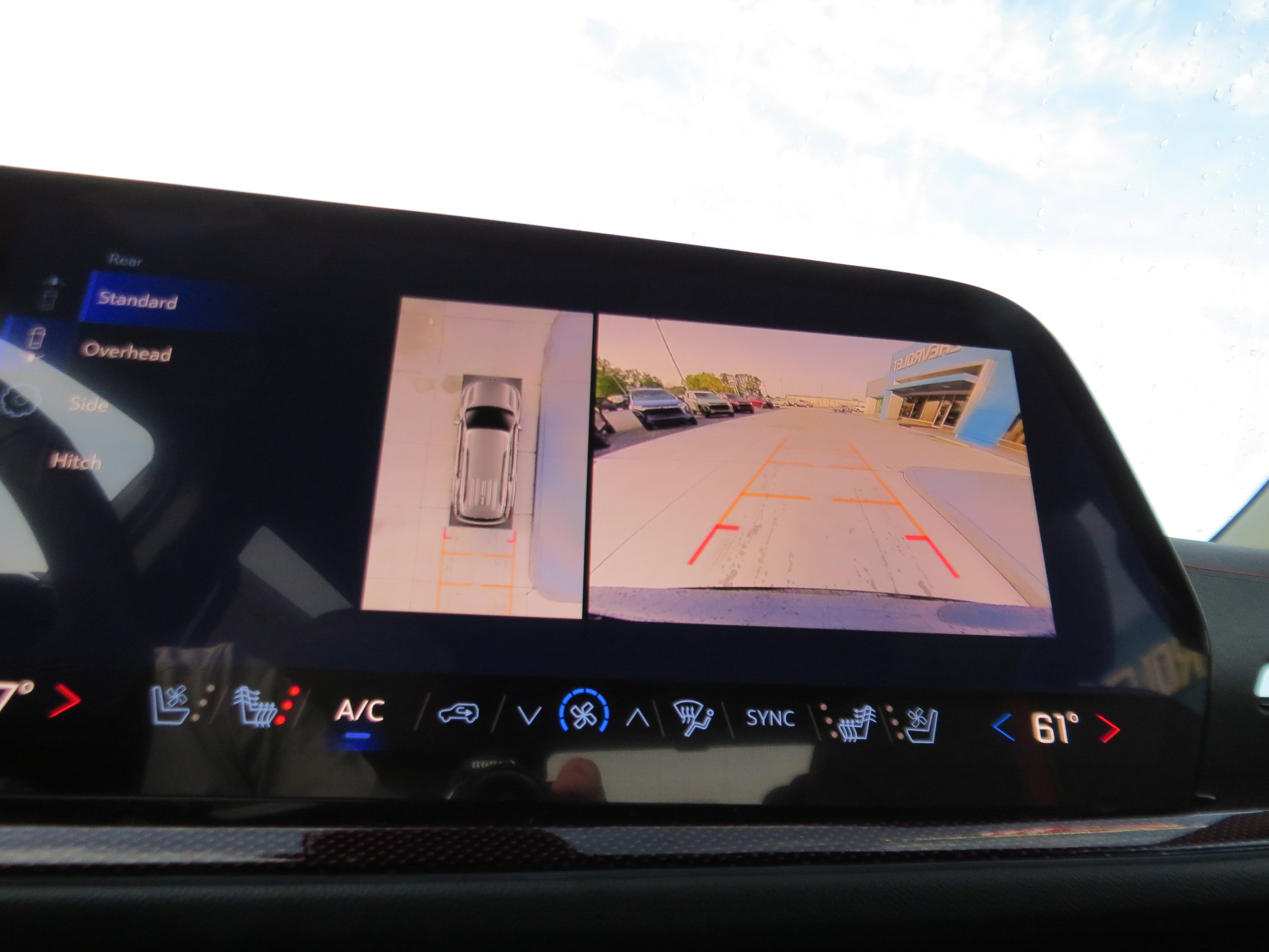 New 2026 Chevrolet Traverse RS w/ LPO, Floor Liner Package FWD image 26