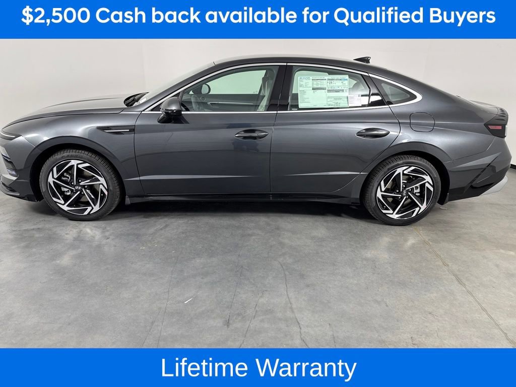 New 2026 Hyundai Sonata SEL image 2