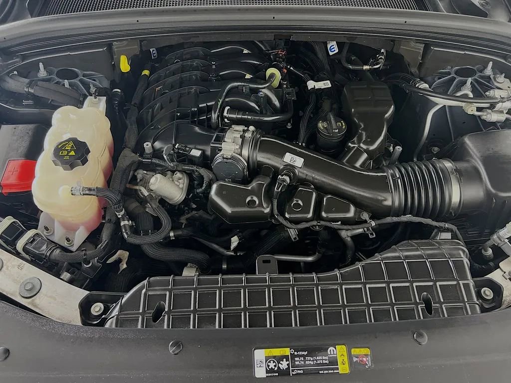 Used 2024 Jeep Grand Cherokee L Limited AWD/4WD image 33