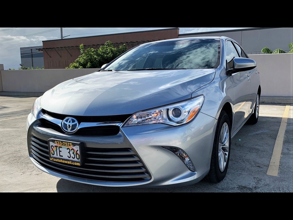 Used 2016 Toyota Camry LE