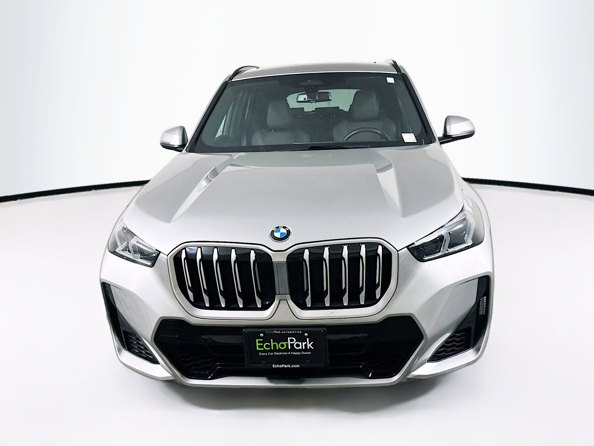 Used 2025 BMW X1 xDrive28i AWD/4WD image 2