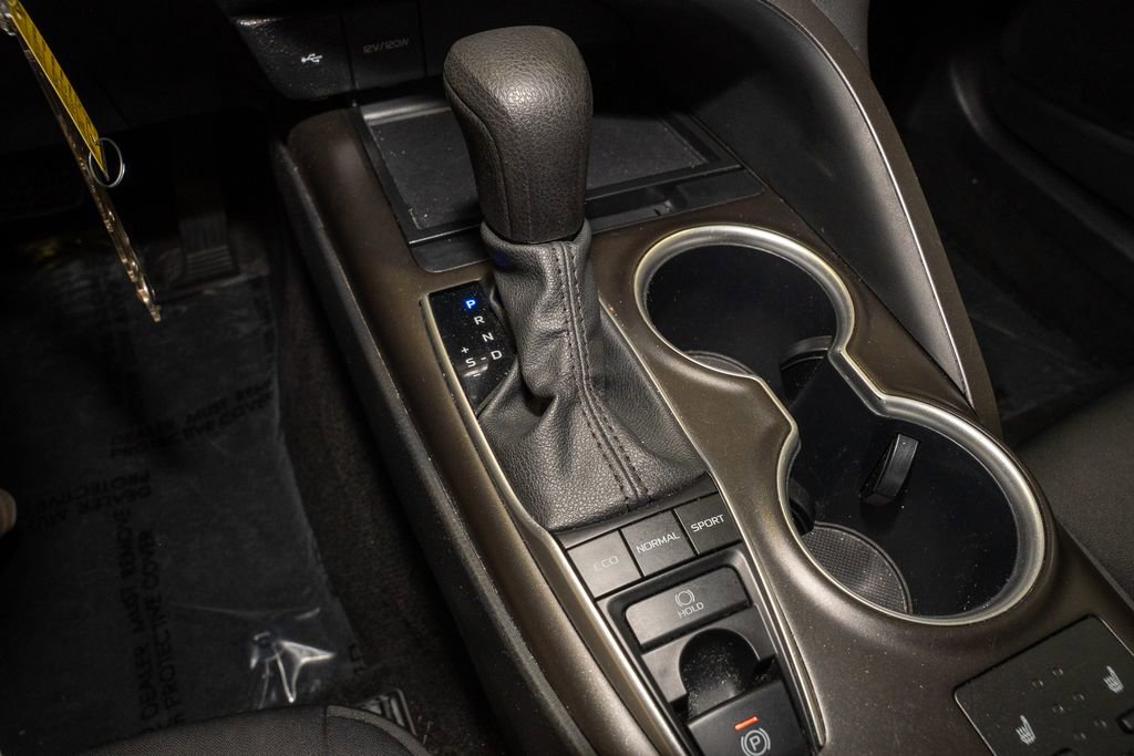 Used 2024 Toyota Camry LE image 14