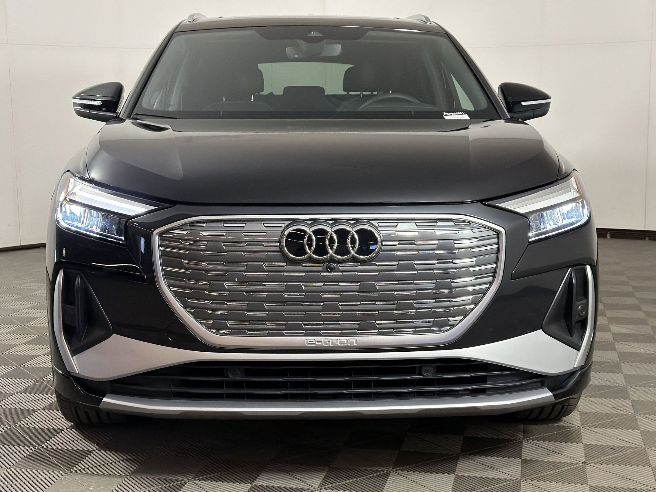 Certified 2025 Audi Q4 e-tron Premium w/ Convenience Package image 6