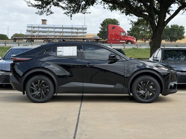 New 2026 Toyota C-HR AWD/4WD image 3