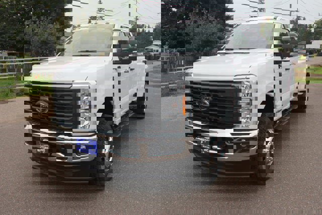New 2026 Ford F350 XL image 9