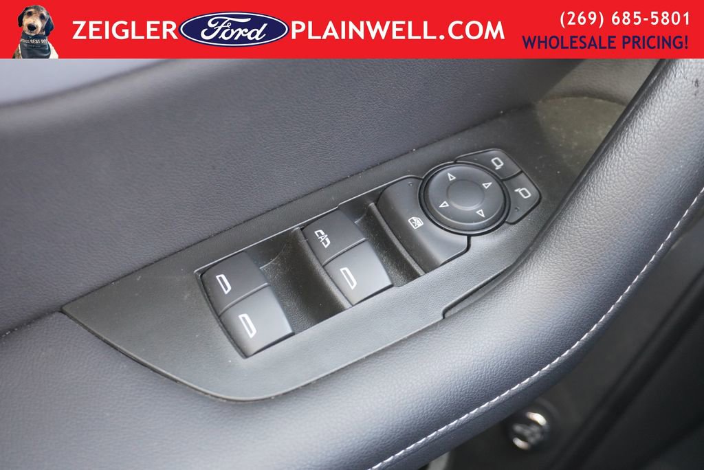Used 2024 Chevrolet Blazer LT w/ Convenience Package image 32