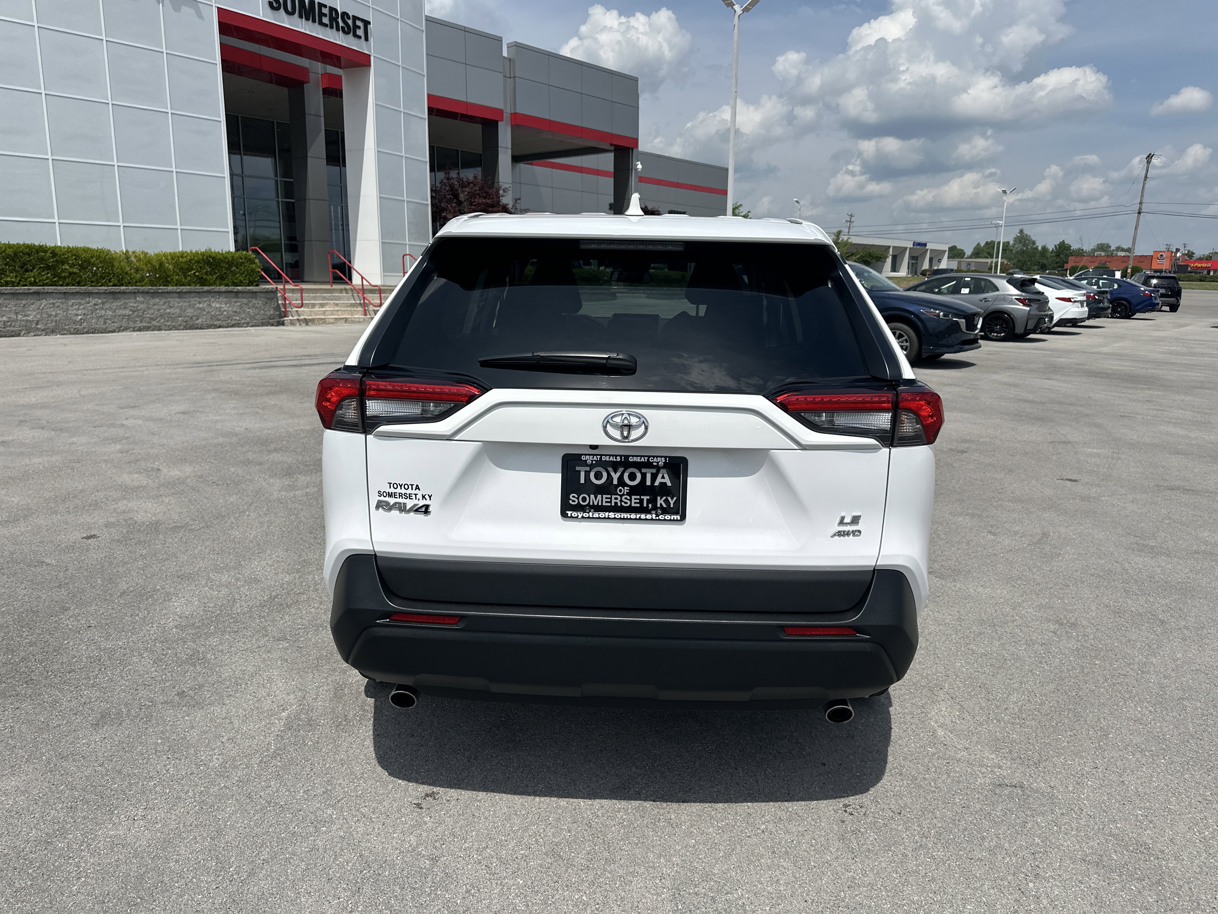 Certified 2025 Toyota RAV4 LE AWD/4WD image 7