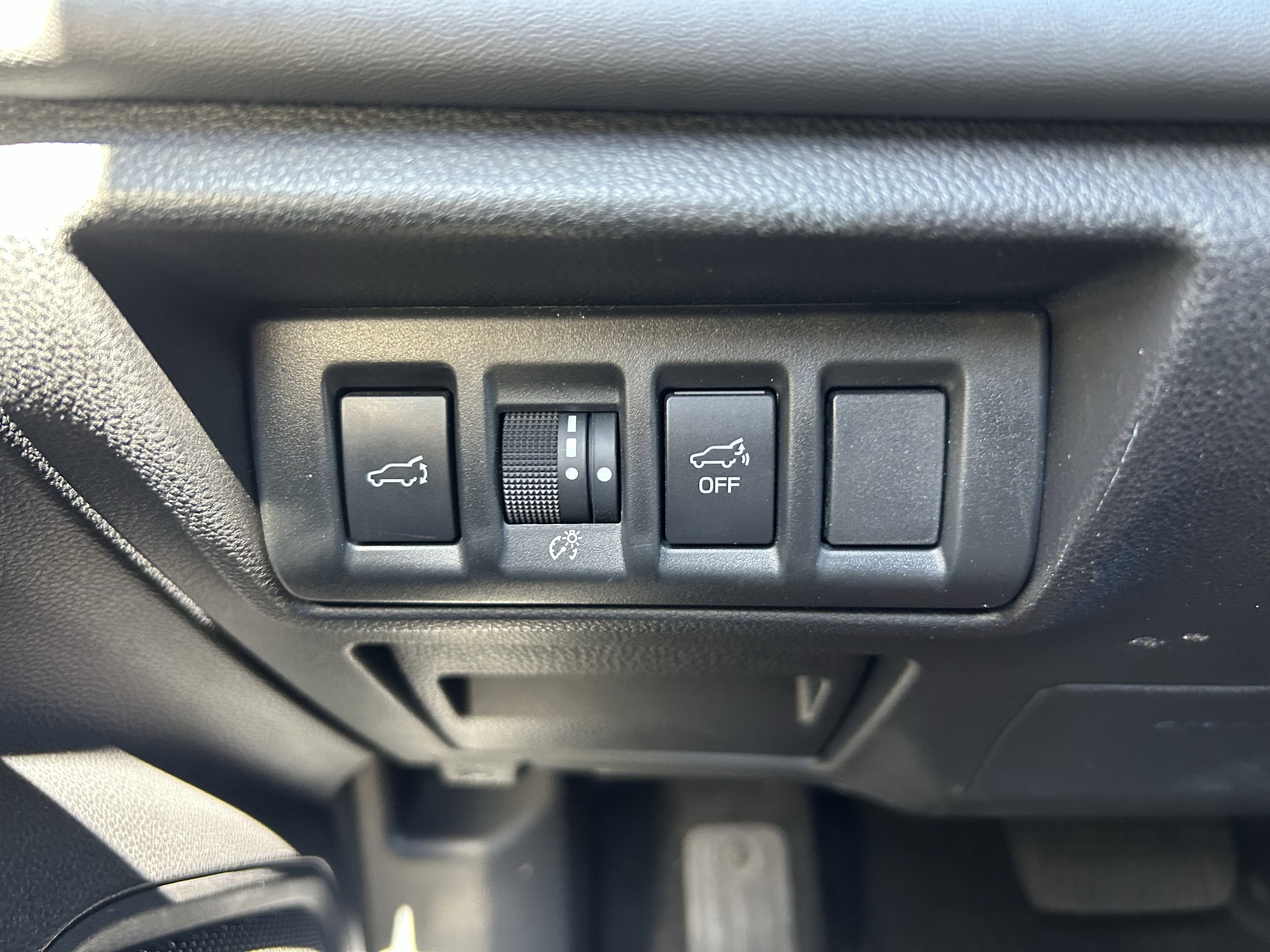 Used 2023 Subaru Outback Limited image 19