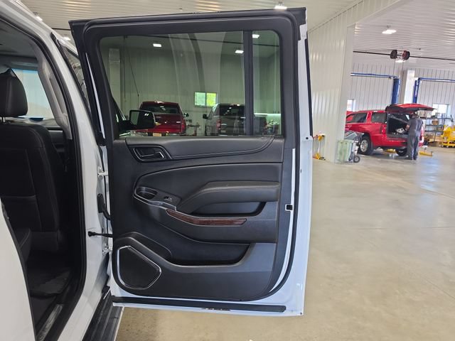Used 2019 GMC Yukon XL SLT w/ Open Road Package AWD/4WD image 30