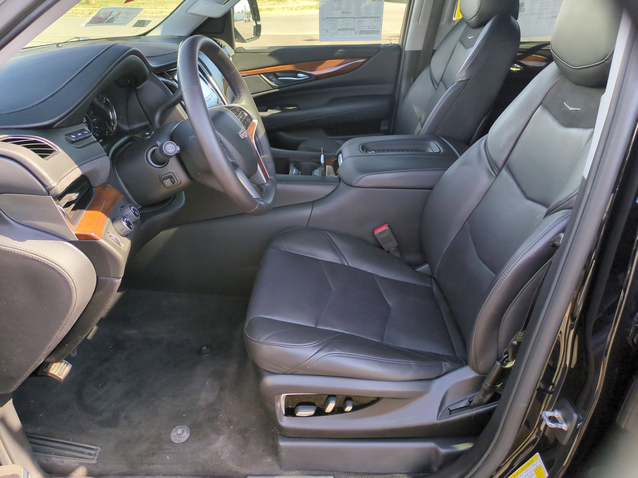 Certified 2020 Cadillac Escalade Luxury image 20