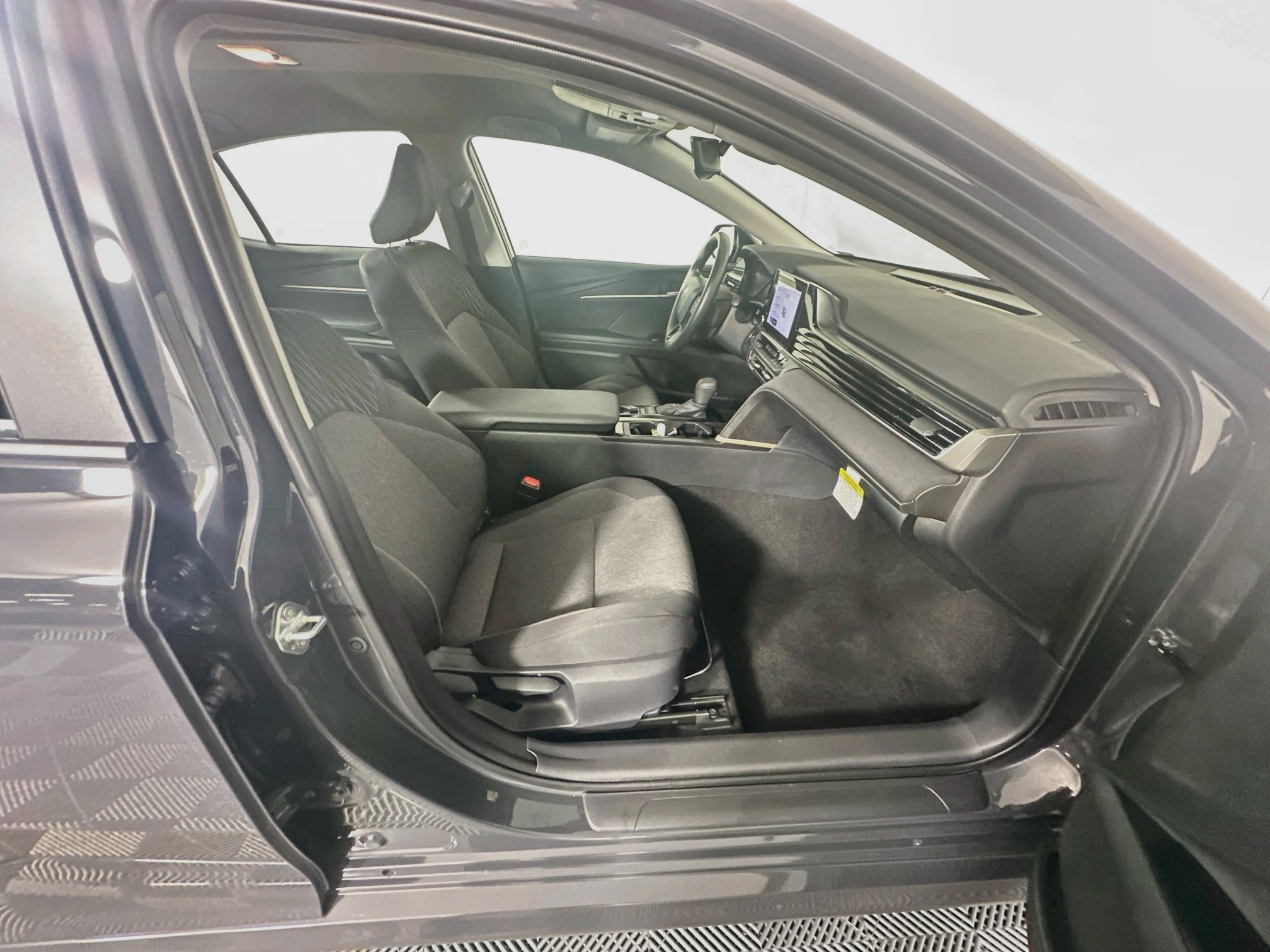 Used 2026 Toyota Camry LE FWD image 29