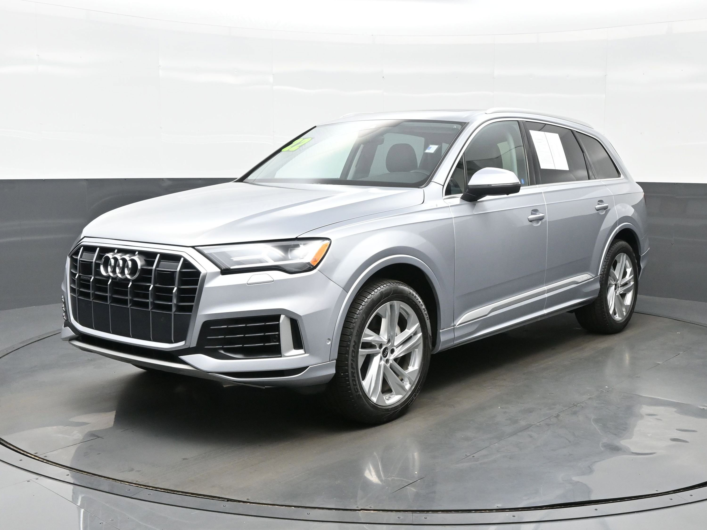 Used 2022 Audi Q7 3.0T Premium Plus image 2