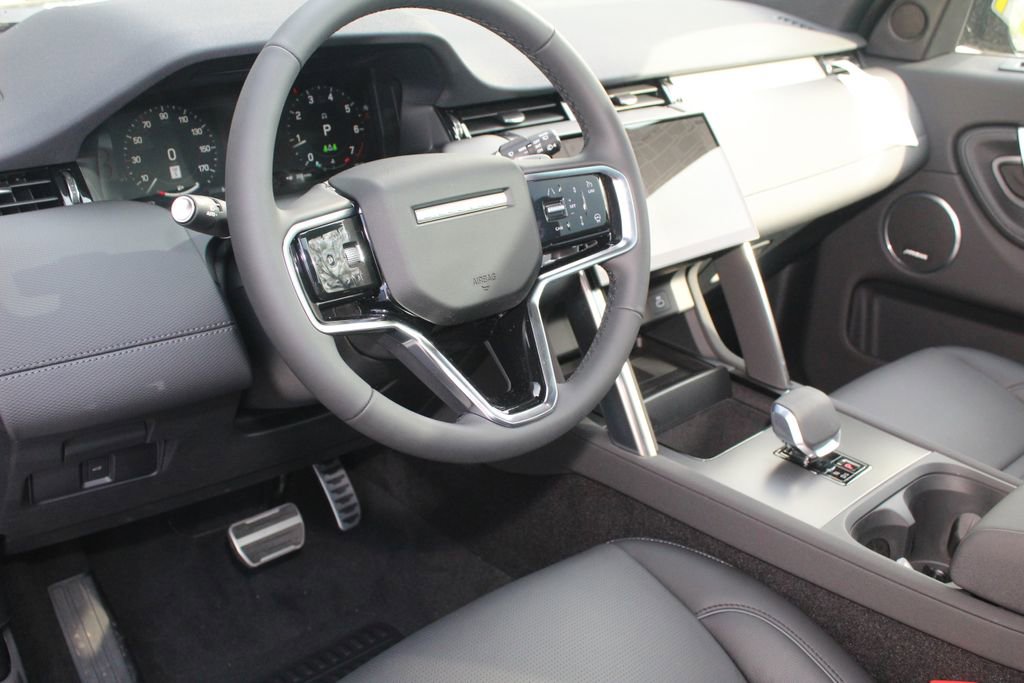 New 2026 Land Rover Discovery Sport Landmark image 14