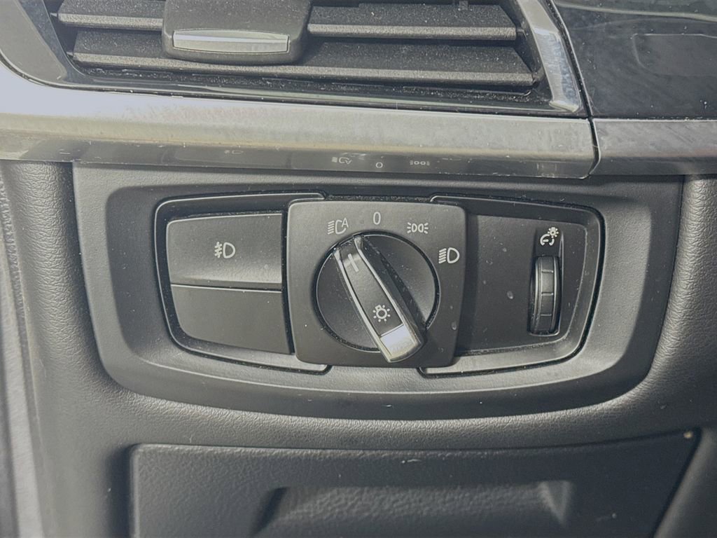 Used 2019 BMW X6 sDrive35i w/ Executive Package image 10