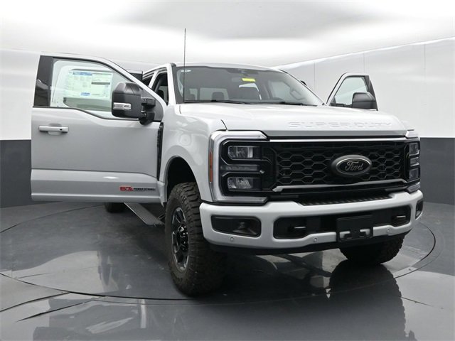New 2026 Ford F250 Lariat image 59