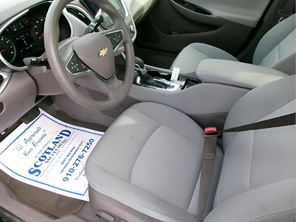 Used 2024 Chevrolet Malibu LS FWD image 12