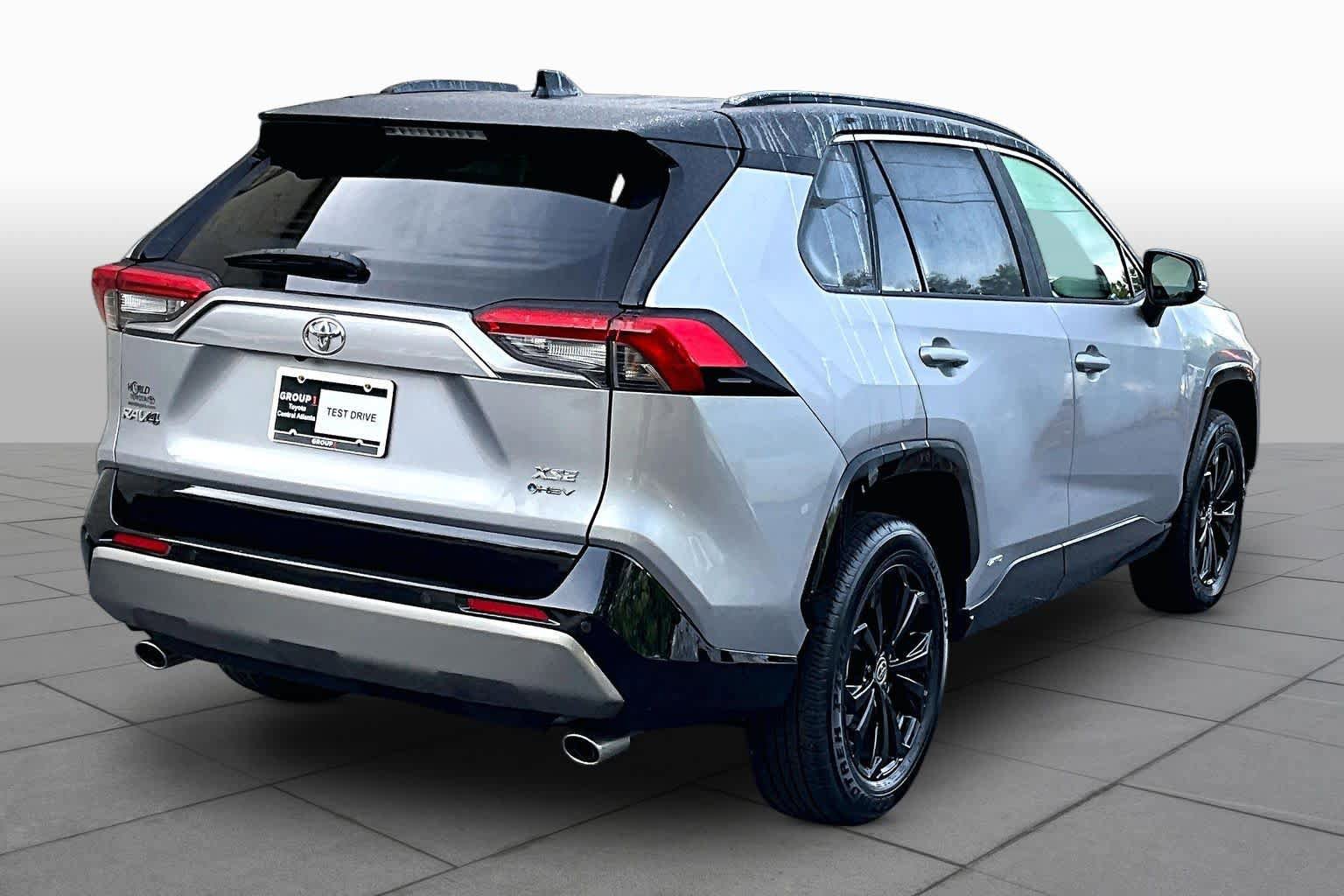 Certified 2025 Toyota RAV4 XSE w/ Advanced Technology Package AWD/4WD image 13