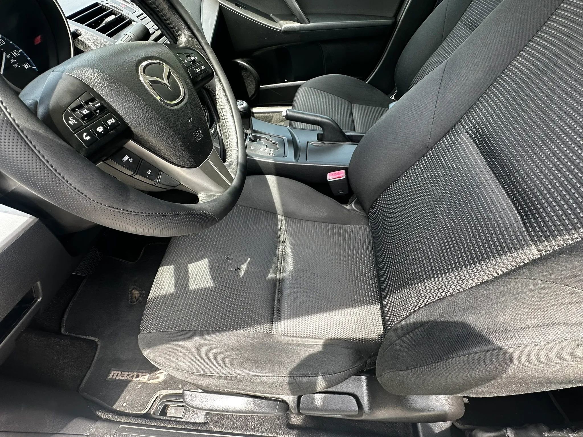 Used 2013 MAZDA MAZDA3 i Touring FWD image 20