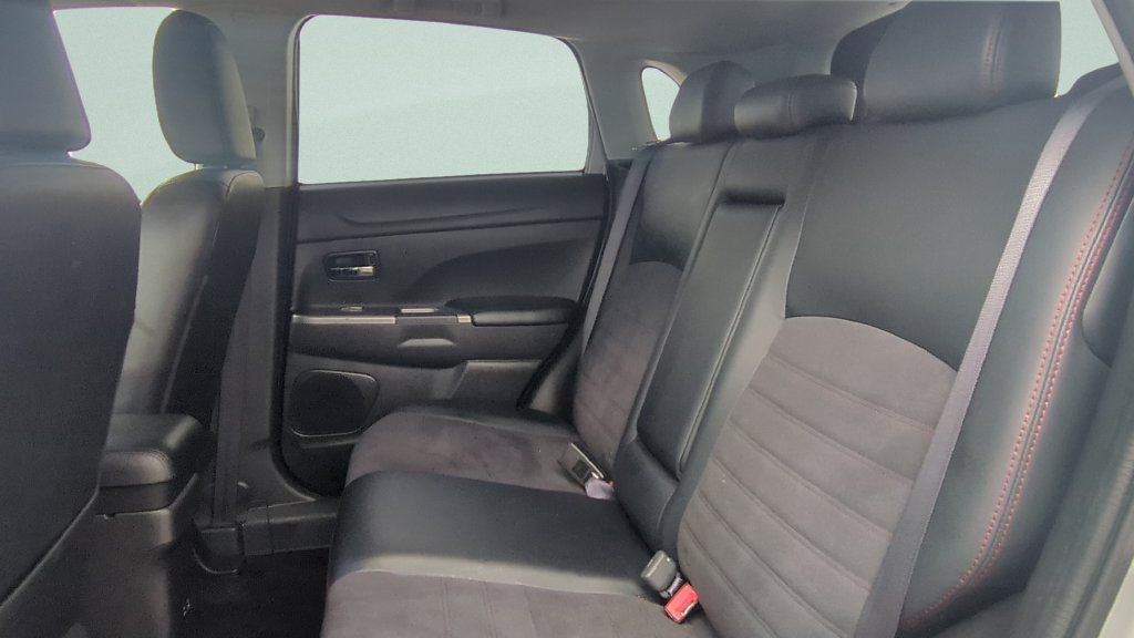 Used 2024 Mitsubishi Outlander Sport SE AWD/4WD image 10