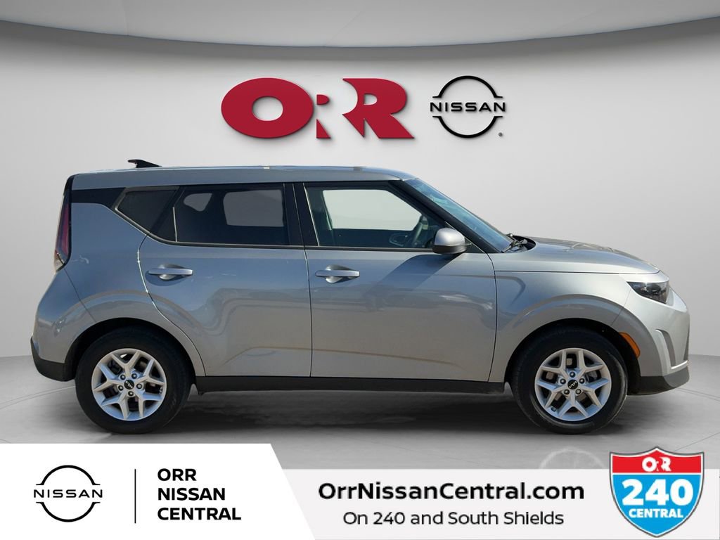 Used 2024 Kia Soul LX w/ Option Group 015 image 4