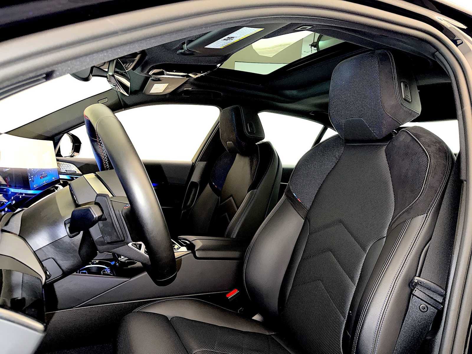 Used 2024 BMW i5 M60 w/ Premium Package image 20