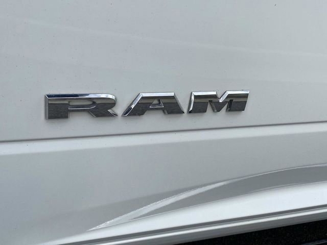 Used 2024 RAM 3500 Big Horn AWD/4WD image 15