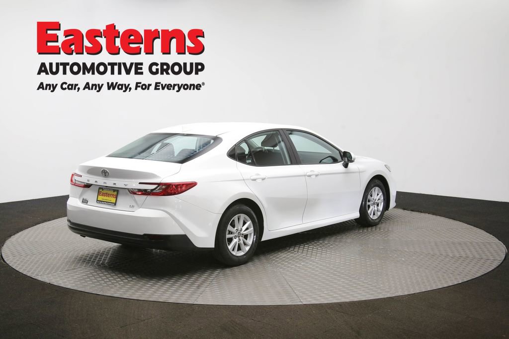 Used 2025 Toyota Camry LE FWD image 39