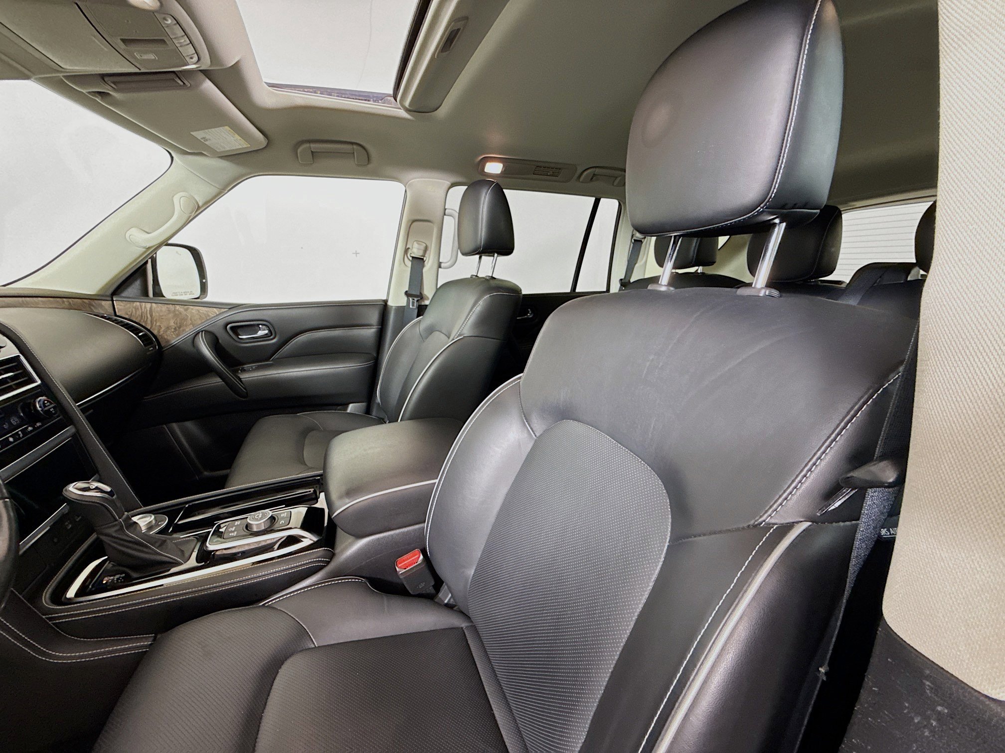 Used 2024 INFINITI QX80 Premium Select w/ Cargo Package image 11