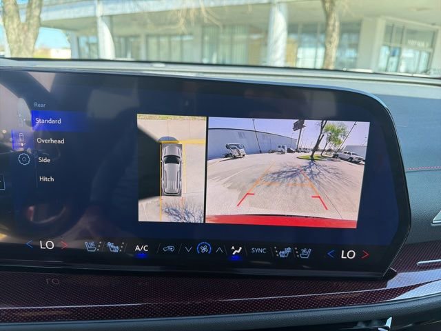 New 2026 Chevrolet Traverse RS w/ LPO, Floor Liner Package AWD/4WD image 22