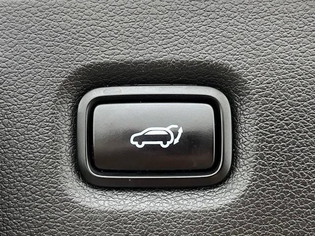 Used 2019 Hyundai Santa Fe AWD image 13