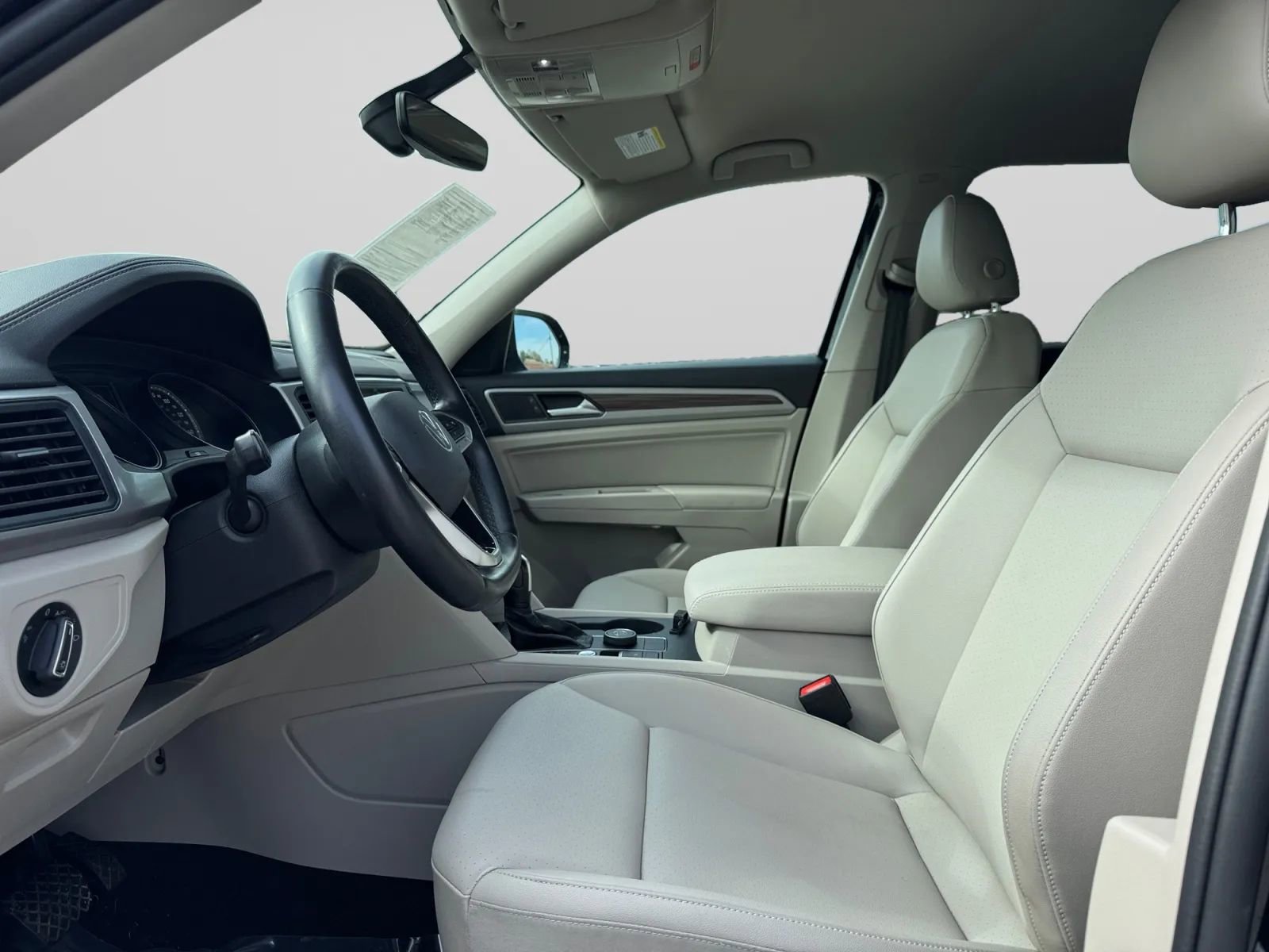 Used 2021 Volkswagen Atlas SE image 17