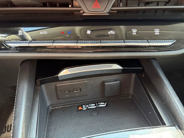 Used 2025 Buick Envision Sport Touring image 29