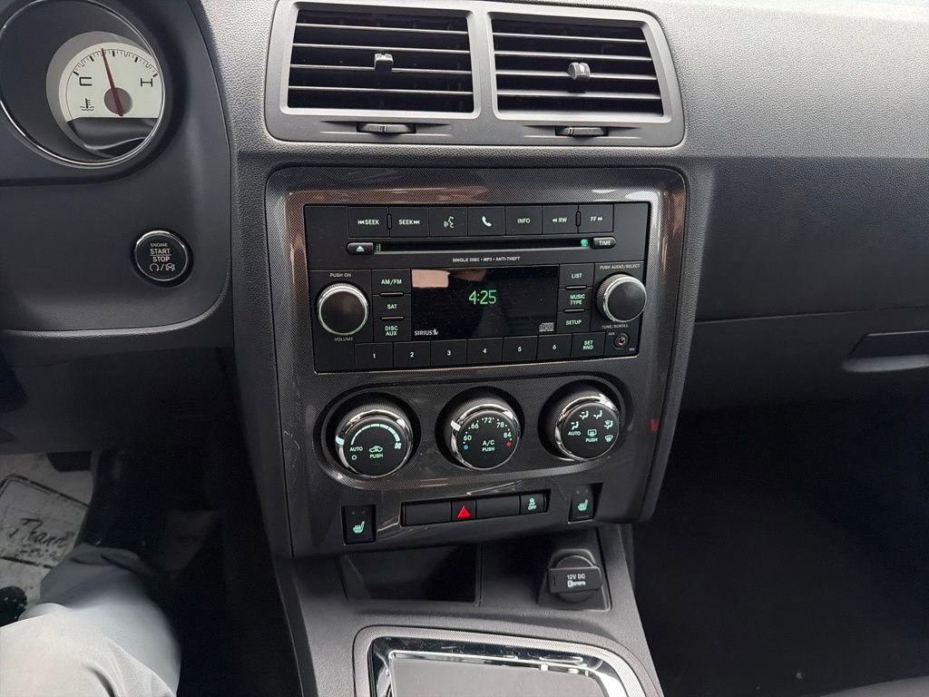 Used 2013 Dodge Challenger SXT Plus image 18