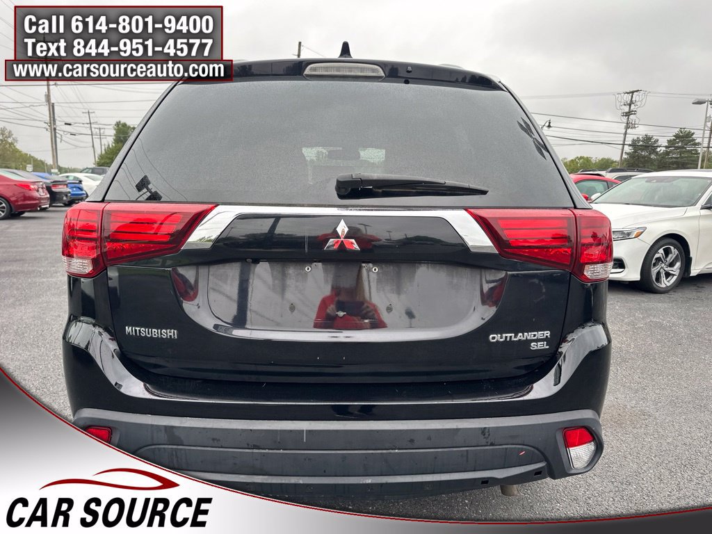 Used 2017 Mitsubishi Outlander SEL FWD image 6