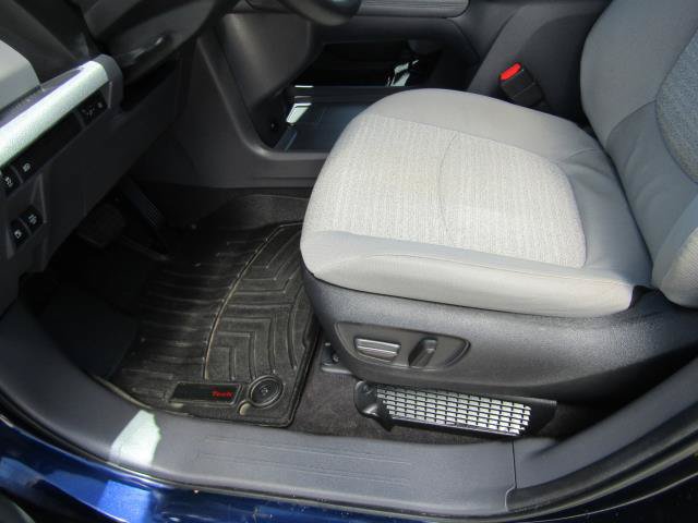 Used 2022 Toyota Sienna LE AWD/4WD image 22