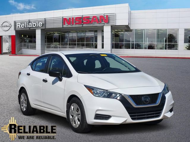Used 2020 Nissan Versa S FWD image 1