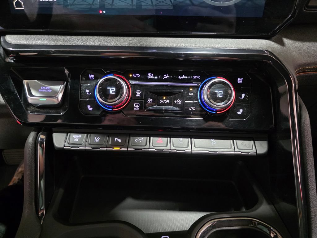 Certified 2024 GMC Sierra 3500 AT4 w/ Technology Package AWD/4WD image 25