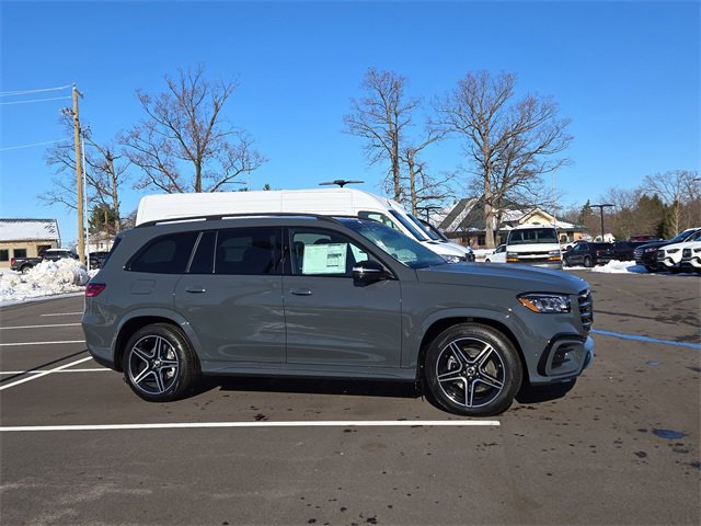 New 2026 Mercedes-Benz GLS 450 4MATIC image 2