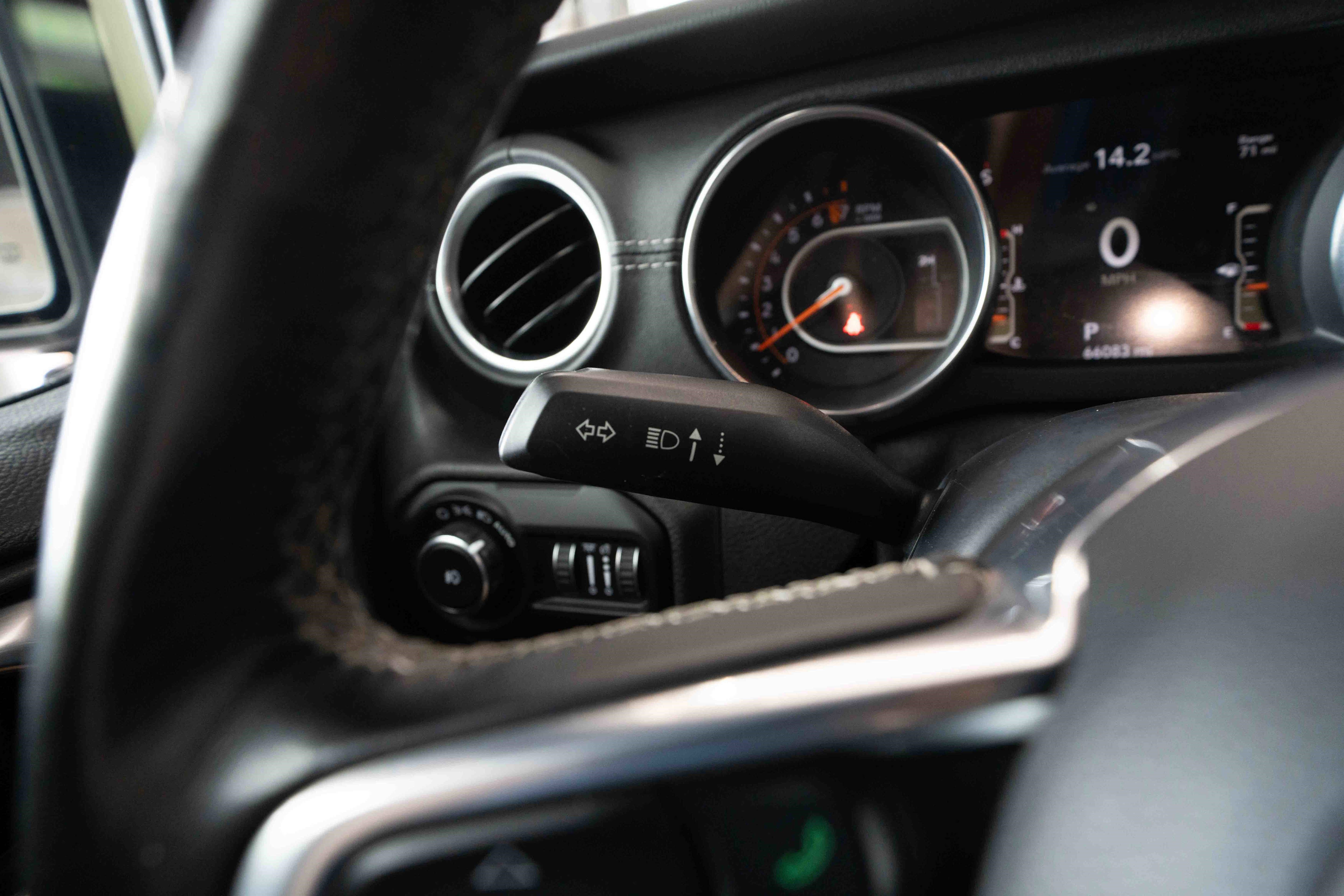 Used 2019 Jeep Wrangler Unlimited Sahara w/ Quick Order Package 24M Moab image 13