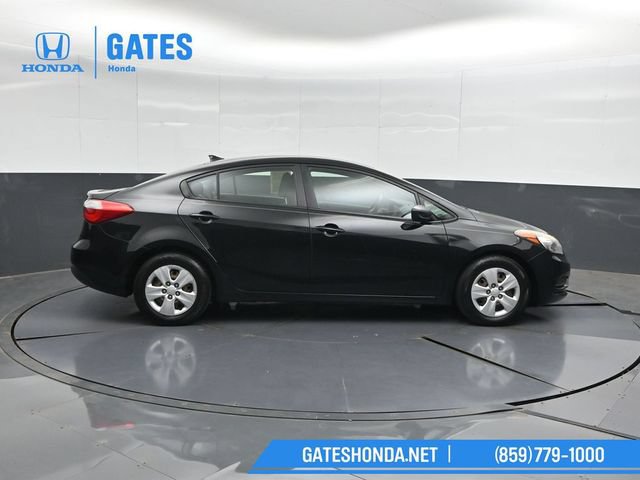 Used 2016 Kia Forte LX w/ LX Popular Package FWD image 3